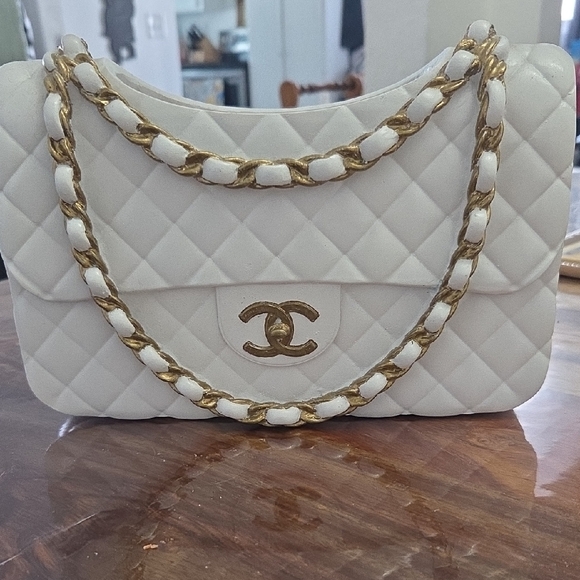 unbranded Other - White Quilted Bag Vase